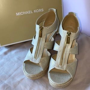 MICHAEL Michael Kors Damita Wedge